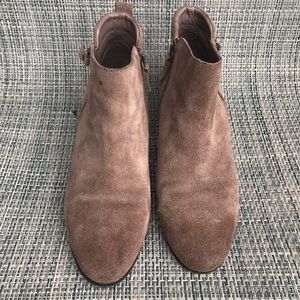 Vince Camuto suede ancle boots size 8.5